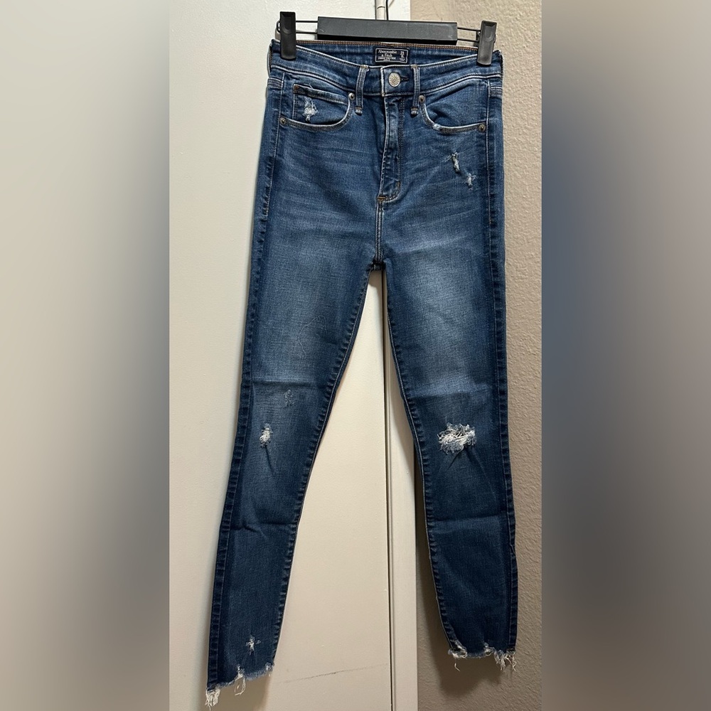 Abercrombie & Fitch Simone High Rise Ankle Jeans Size 25/0 regular